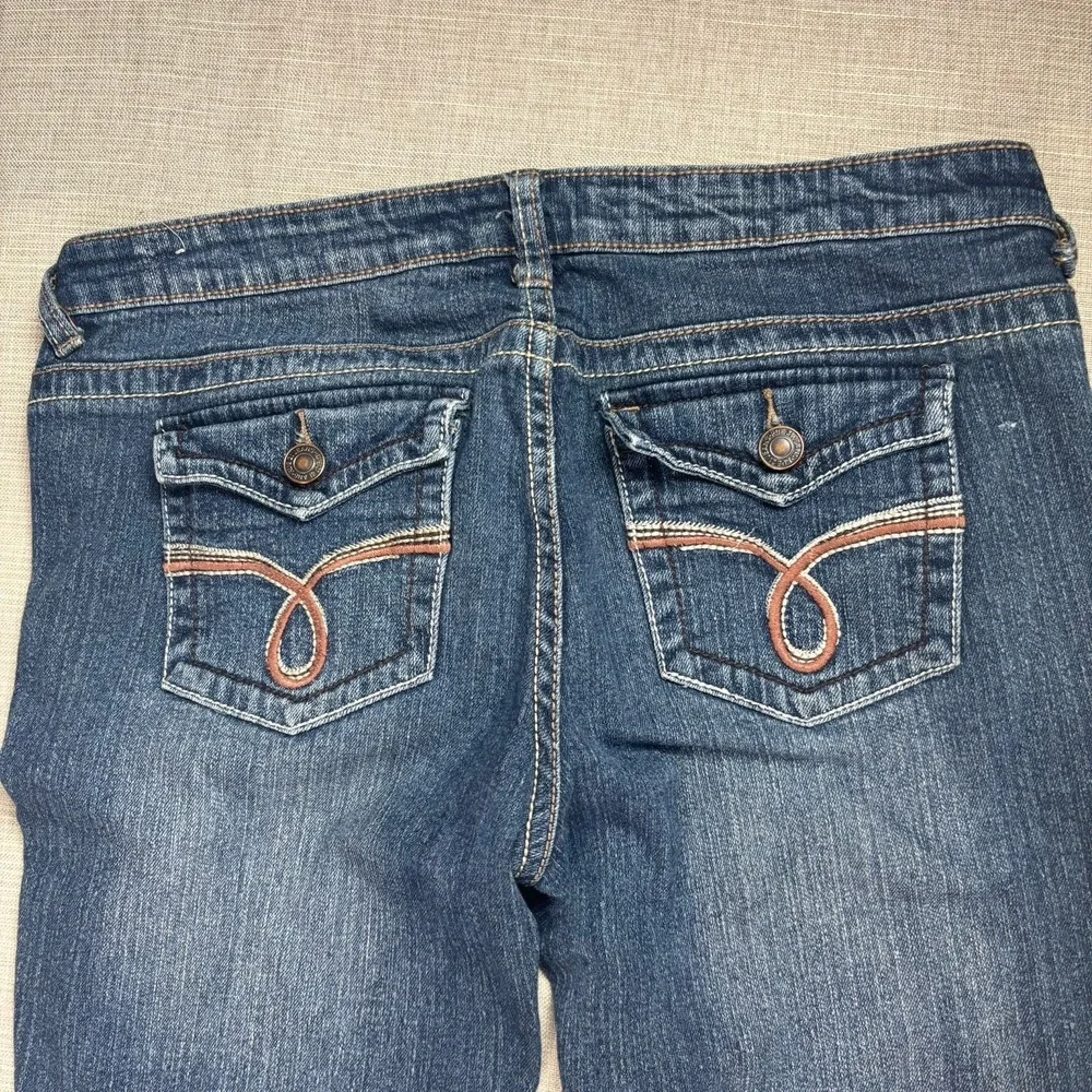 Rue‎ 21 Jeans Women's Size 5/6 Regular (W36 L32) Low-Rise Boot Cut Embroidery